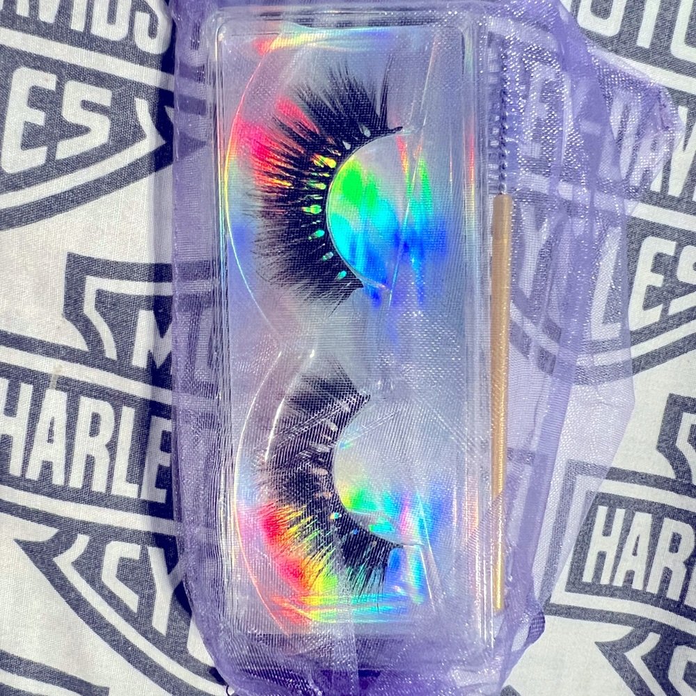 Eyelashes
